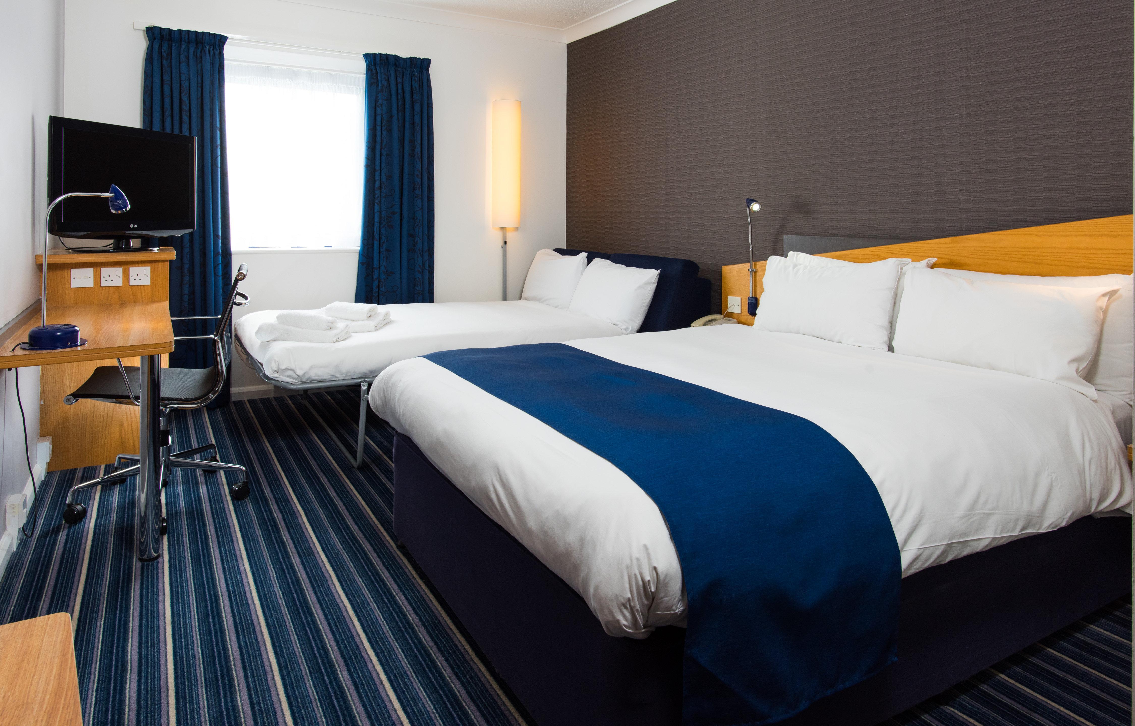 Holiday Inn Express Northampton - South By Ihg Kültér fotó