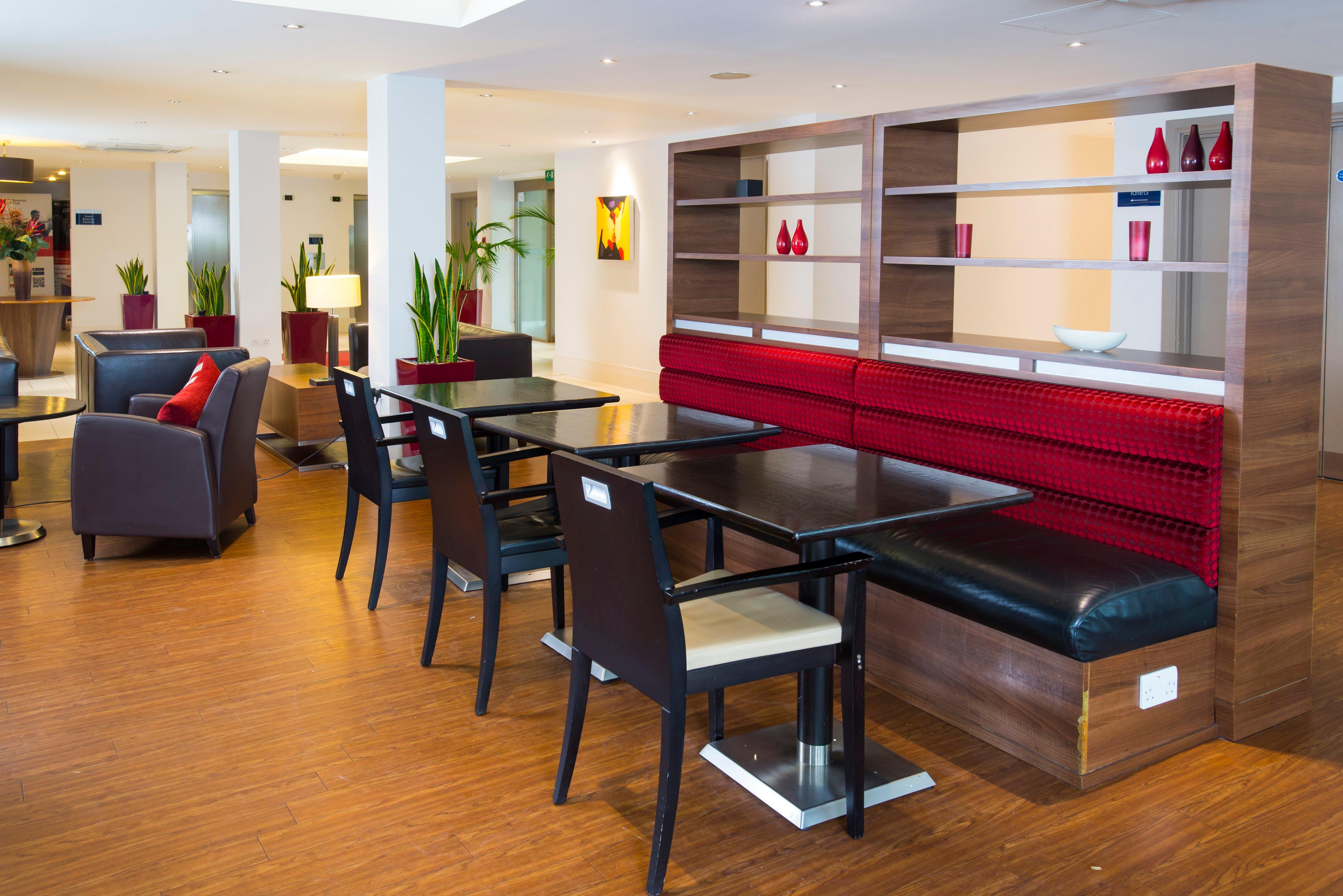 Holiday Inn Express Northampton - South By Ihg Kültér fotó