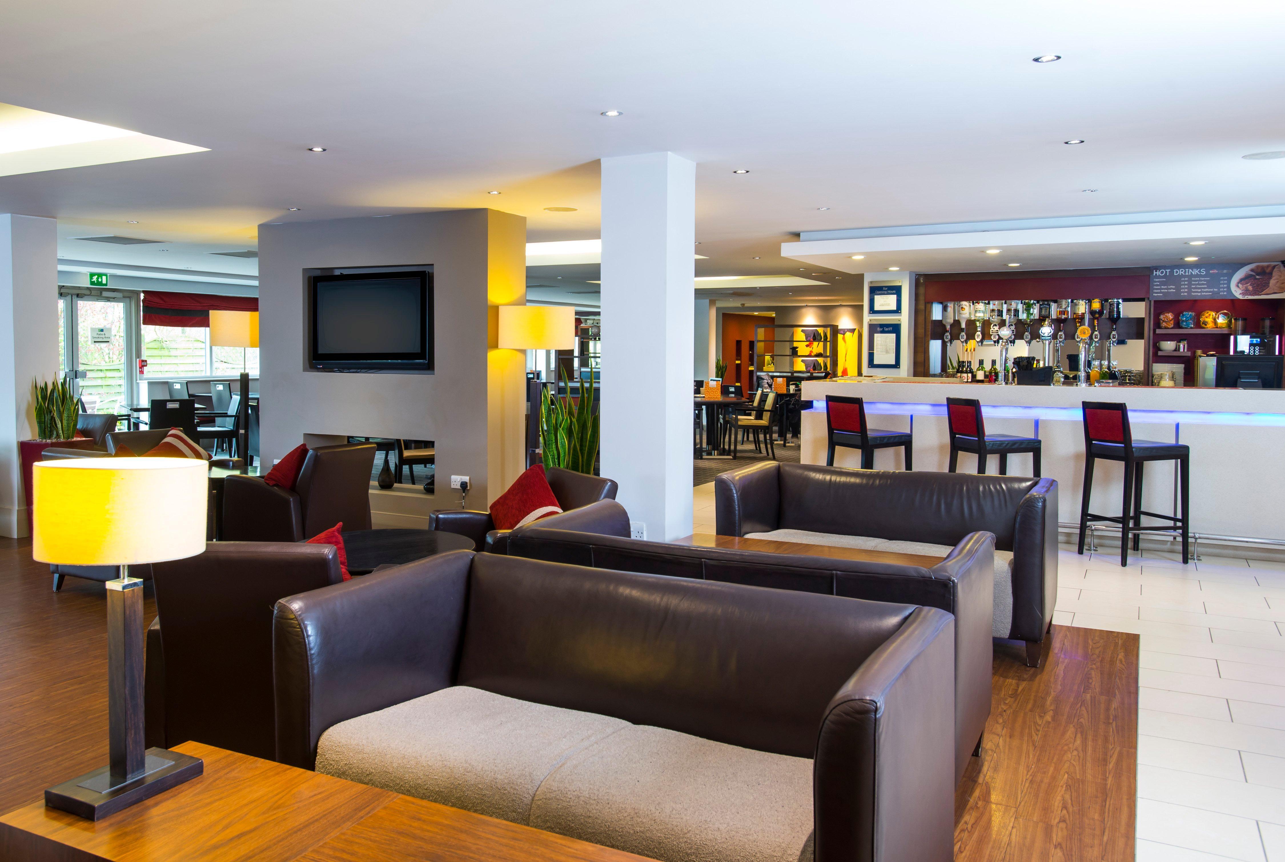 Holiday Inn Express Northampton - South By Ihg Kültér fotó
